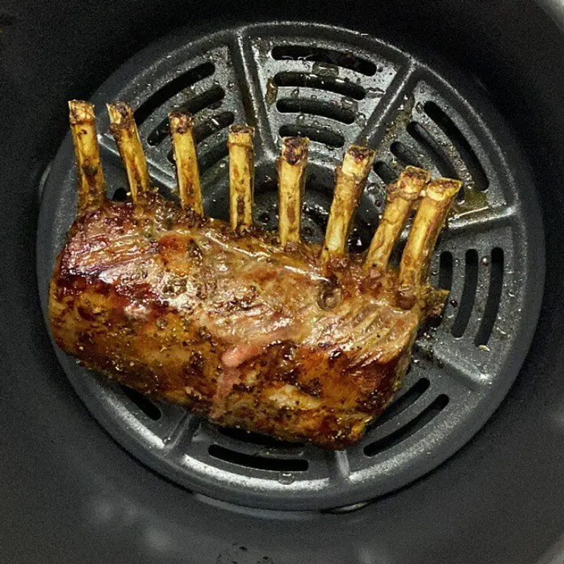 https://liondiet.com/wp-content/uploads/2023/08/Air-Fried-rack-lamb-lion-diet-recipe-01.jpg